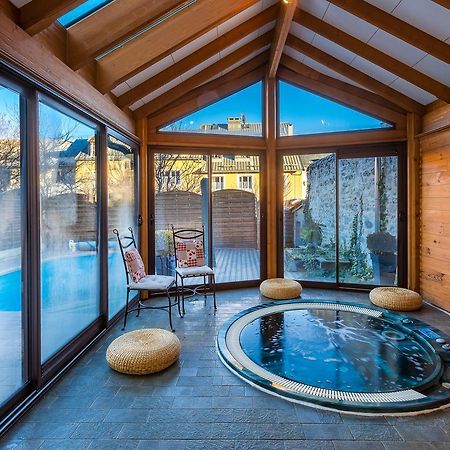Le Rendez Vous De Vauban Gites & Spa Mont-Dauphin Eksteriør bilde